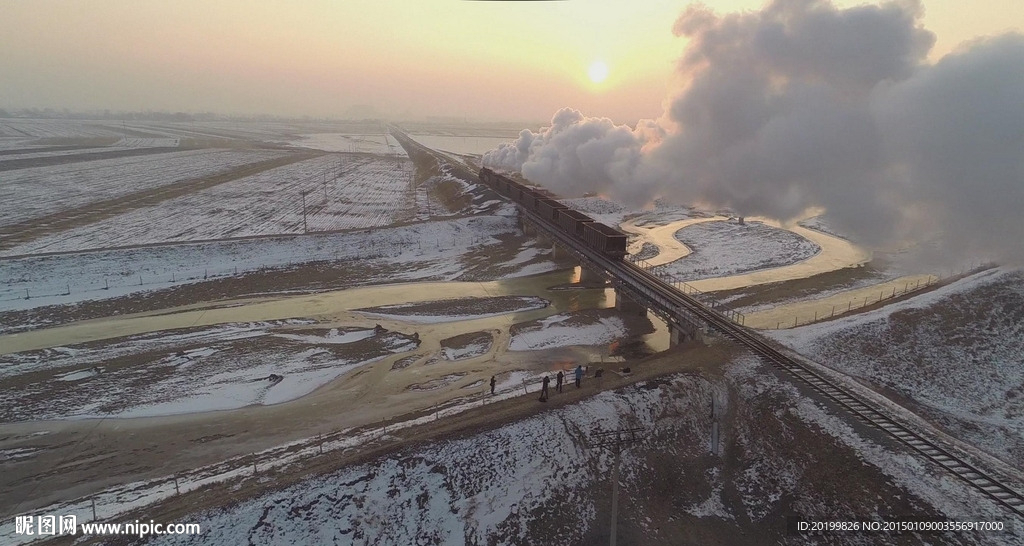 航拍北方蒸汽机车老式火车