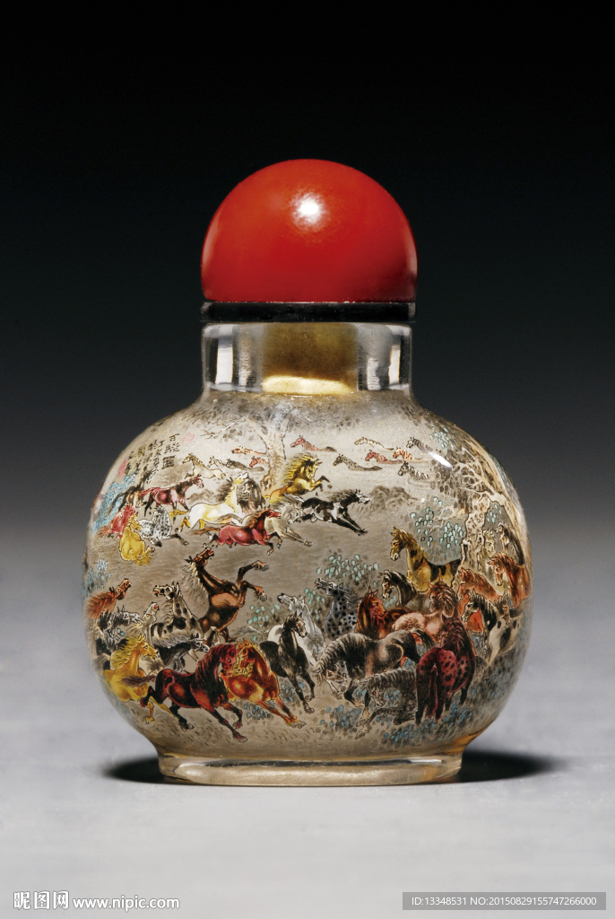 内画鼻烟壶