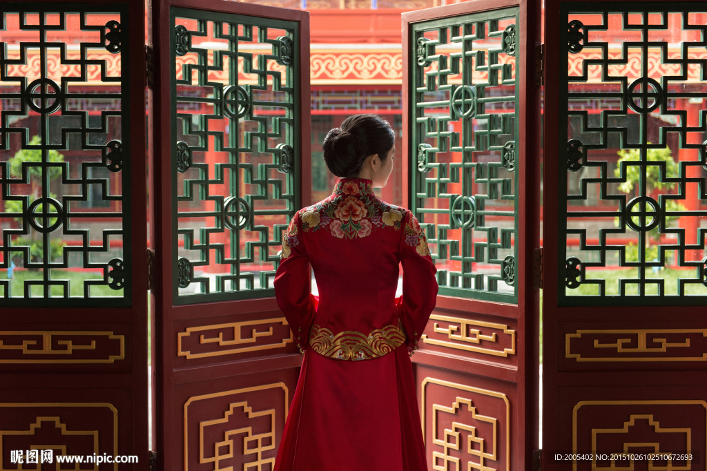 四合院美女后背古建筑