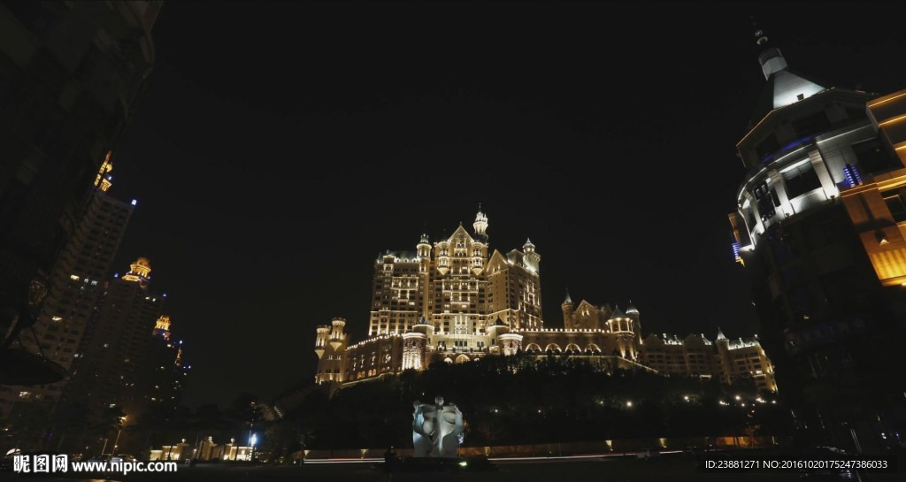 大连城堡正面夜景