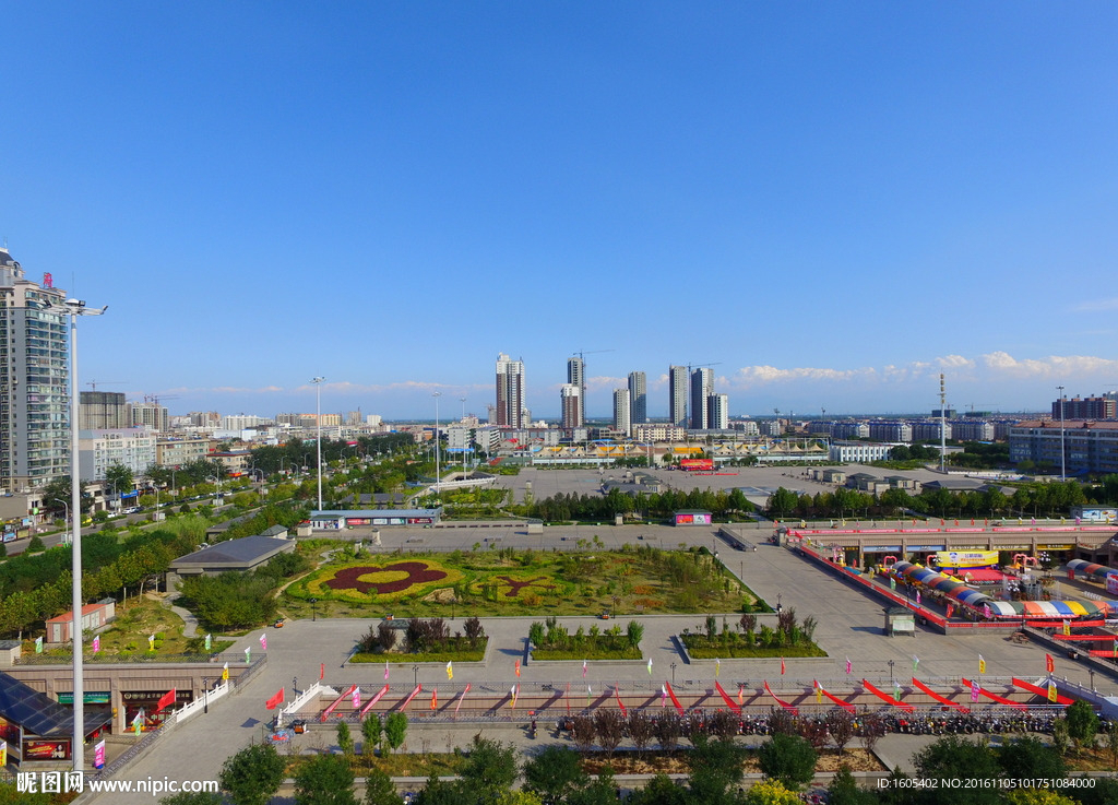 城市广场航拍鸟瞰
