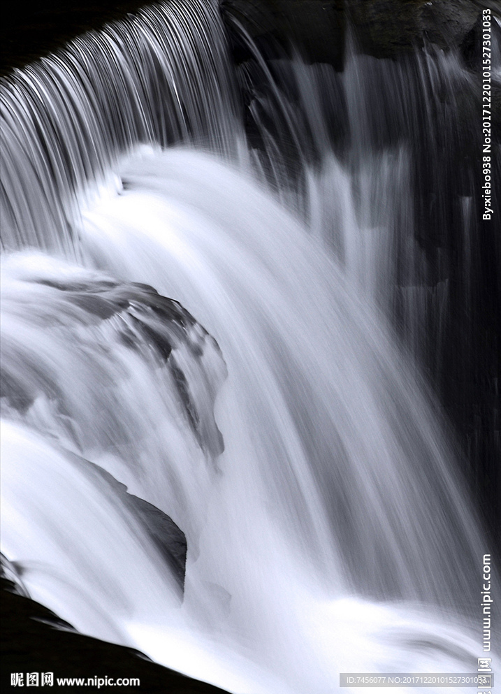 高清瀑布流水风景画玄关过道