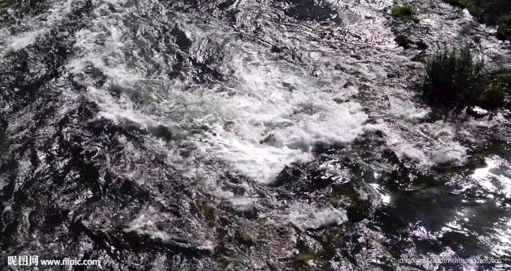 瀑布 河流