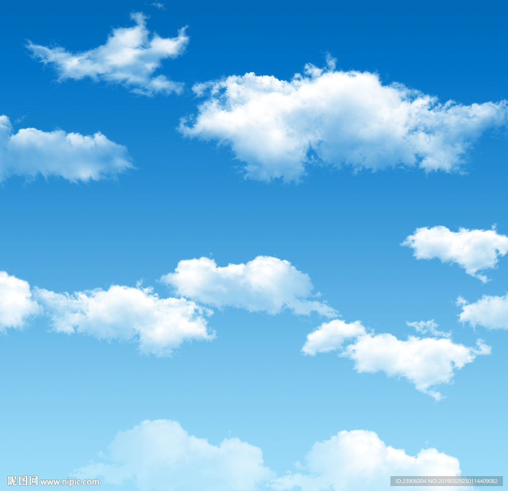 正方形蓝天白云背景