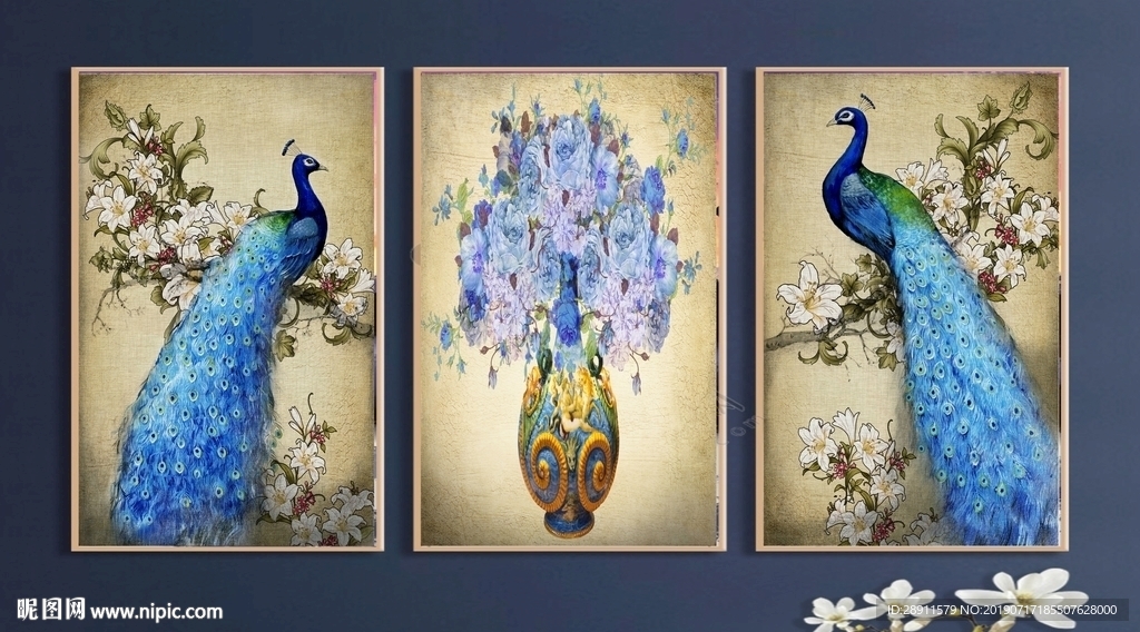 浮雕孔雀 孔雀三联画 客厅装饰