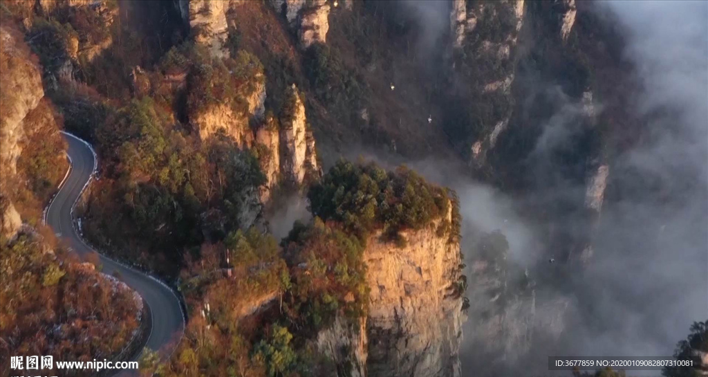 湖南张家界：天子山银装素裹 景
