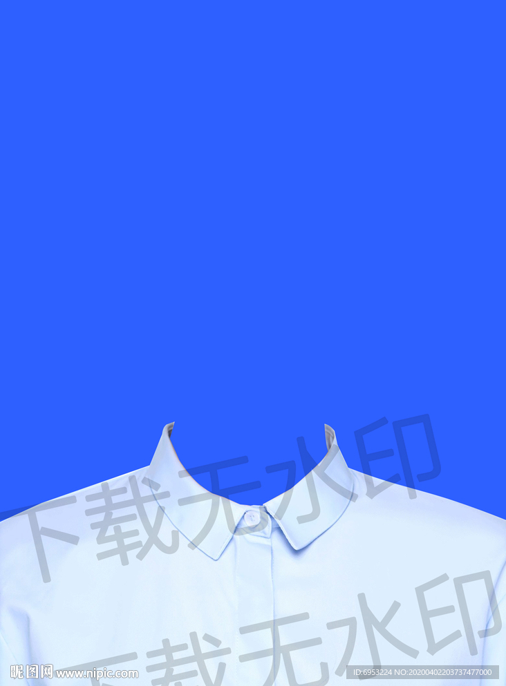 女生蓝色衬衫证件照