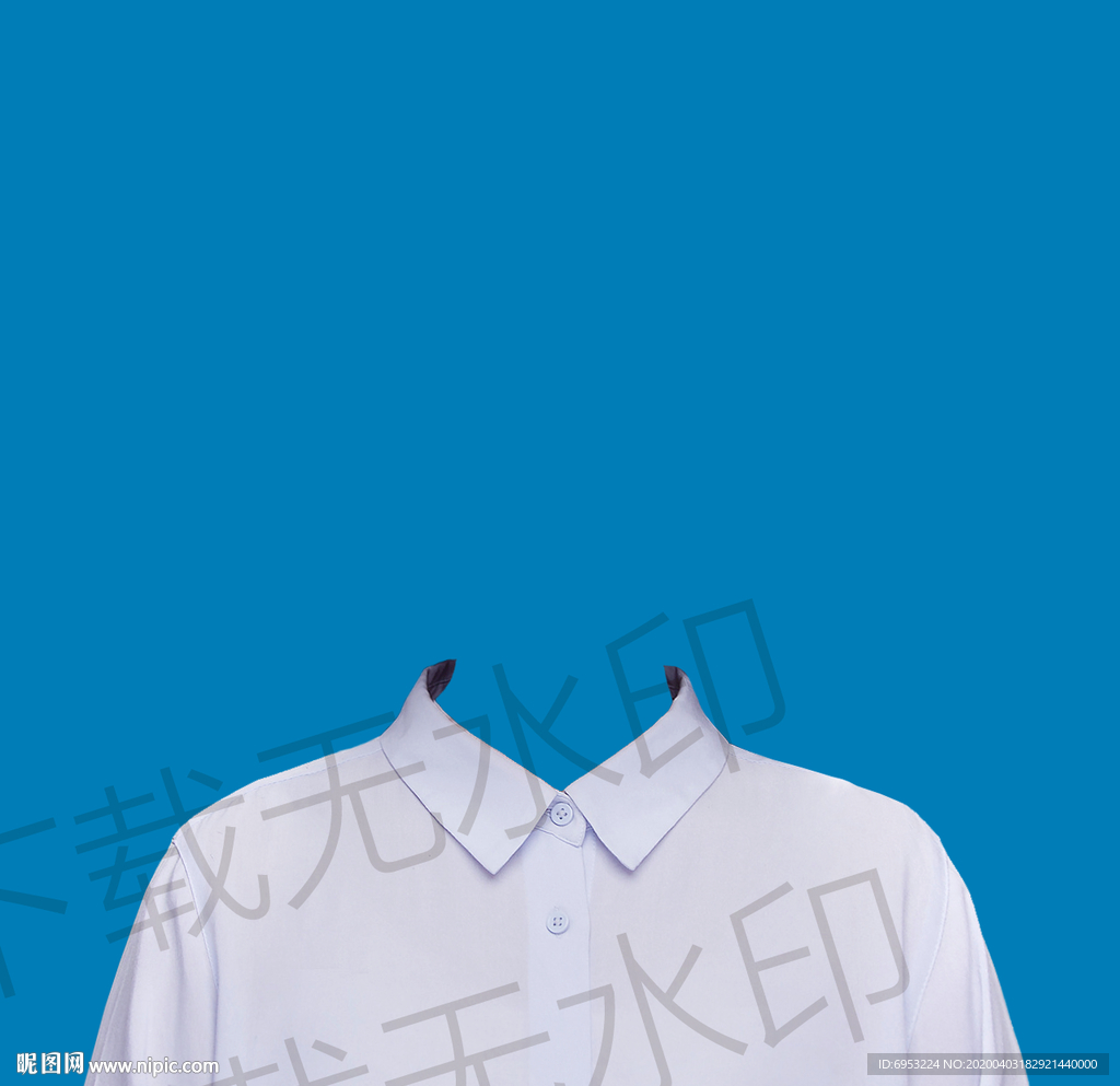 露肩白色衬衫