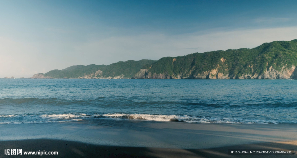 从海滩看空海