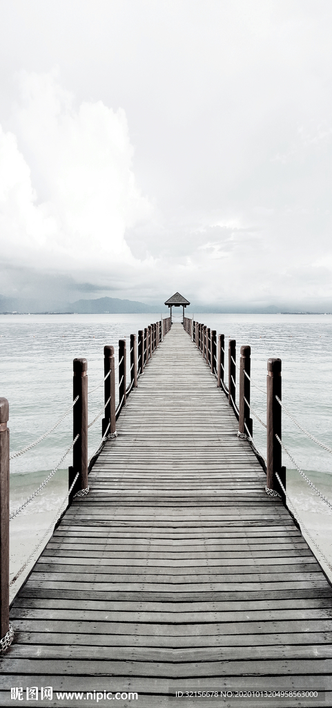 现代简约大海码头装饰画