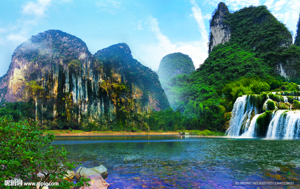 山水风景画 瀑布山水画