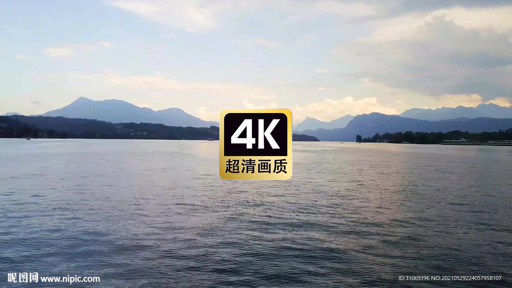 航拍素材在湖面上高速飞行