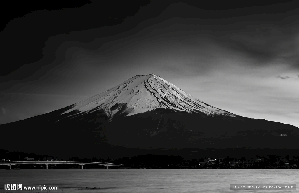 黑白富士山