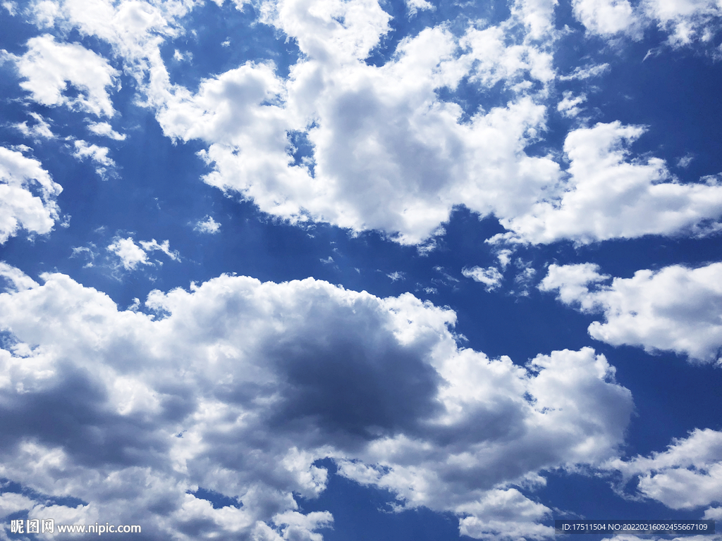 蓝天白云