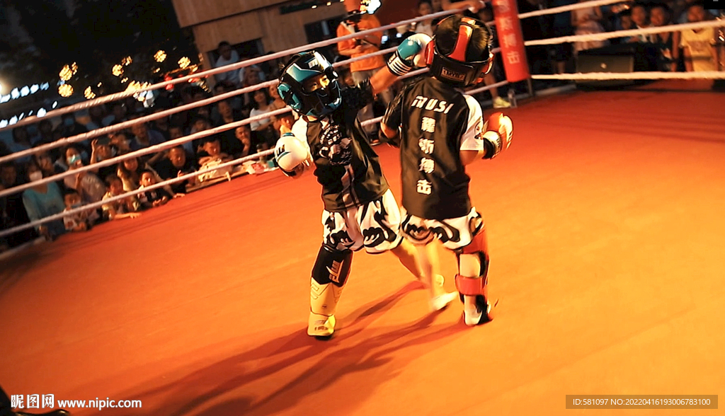 中国夜市拳击自由搏击公开比赛