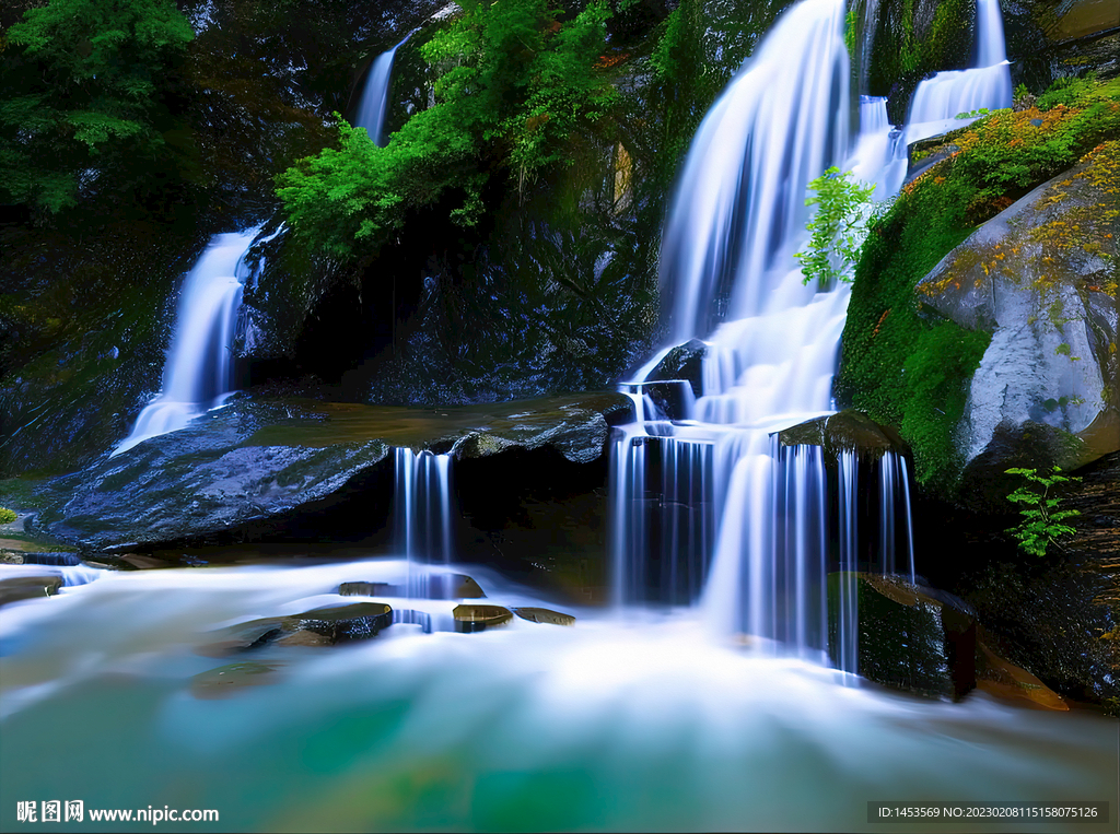 超高清瀑布