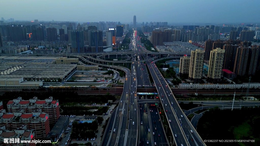 郑州车水马龙城市高清4K延时