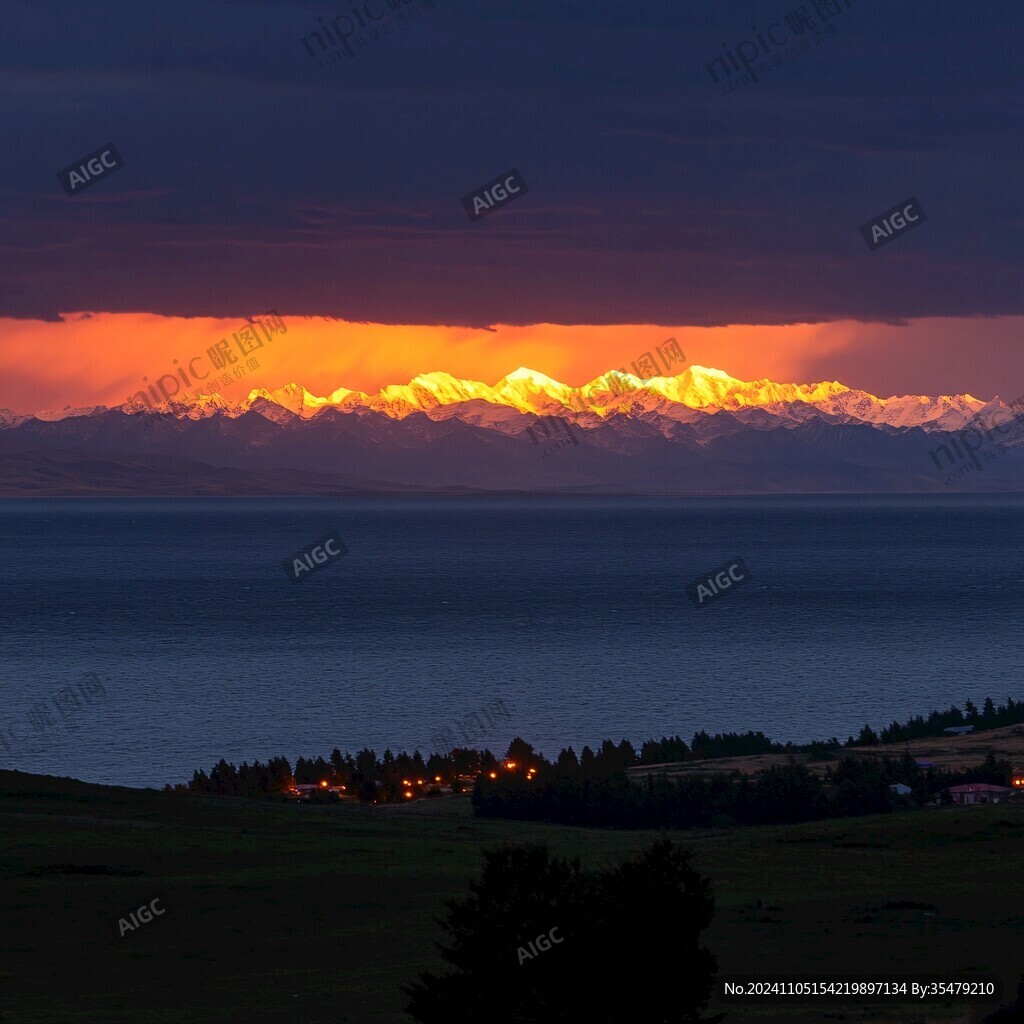 夕阳赛里木湖夜景