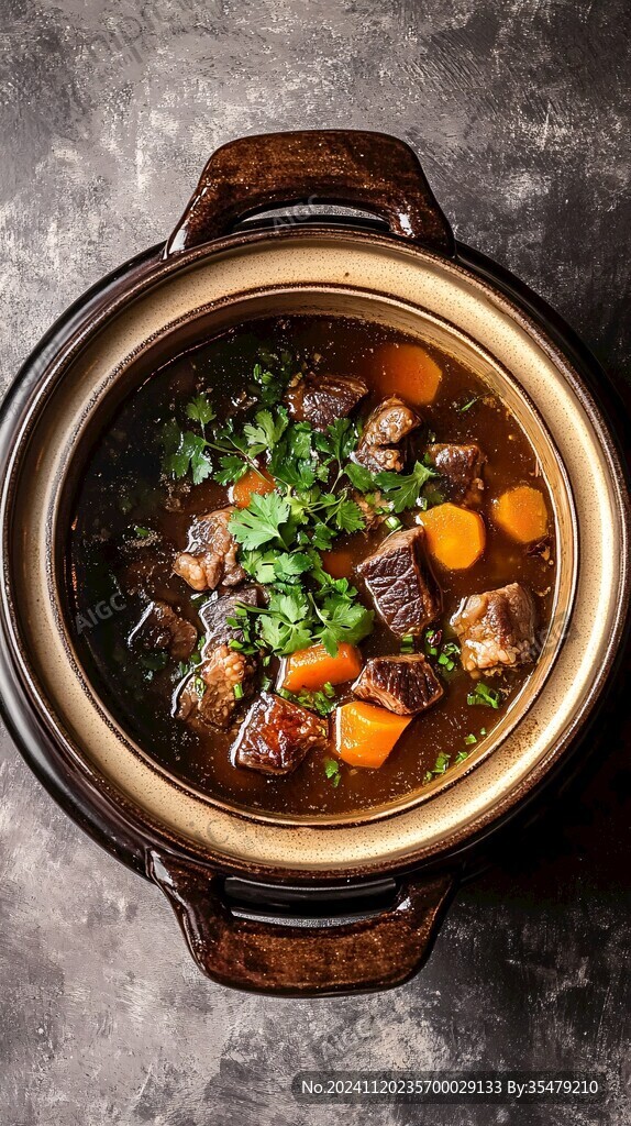 砂锅炖牛肉砂锅烧牛肉