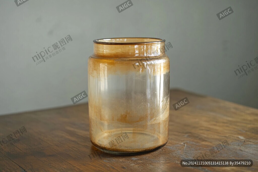 琥珀色玻璃罐