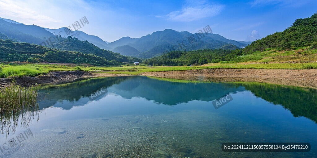 恩上水库风光水面倒影