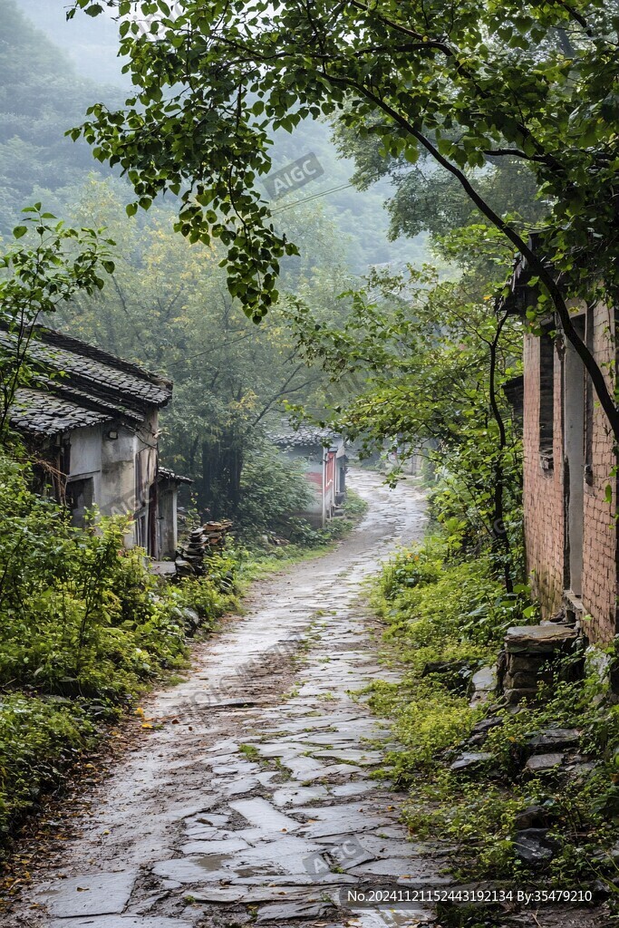 雨中太行山村
