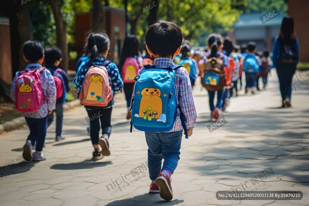 上学背影
