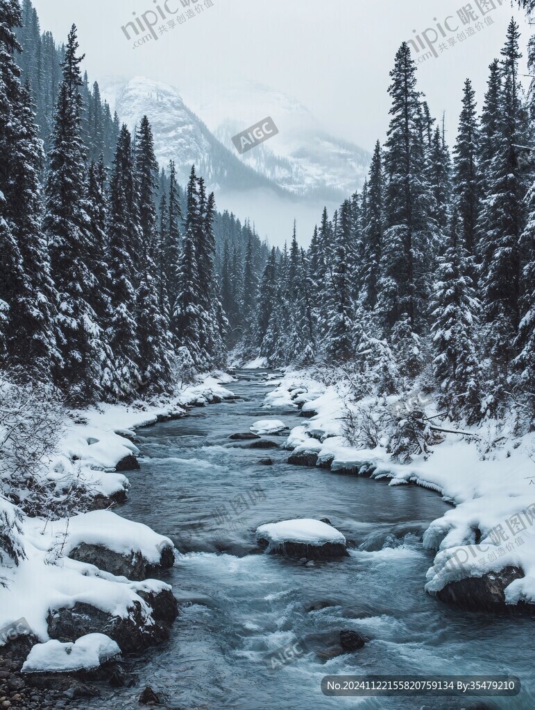雪山森林河流