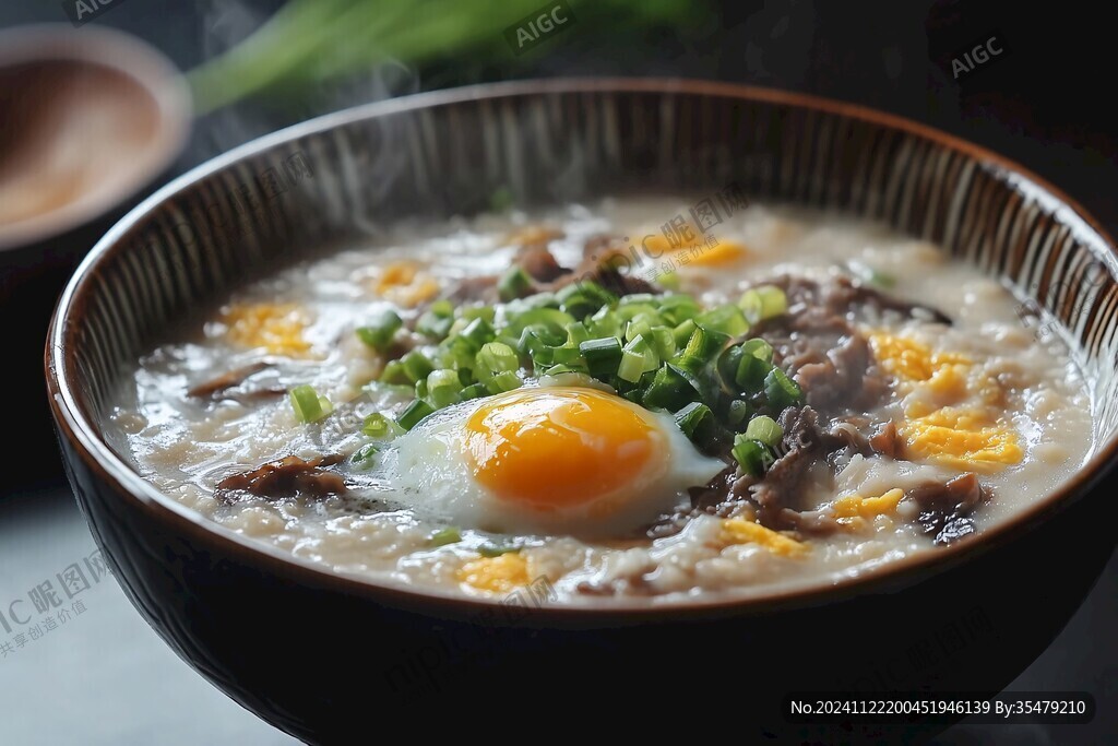 滋补鸡蛋牛肉粥