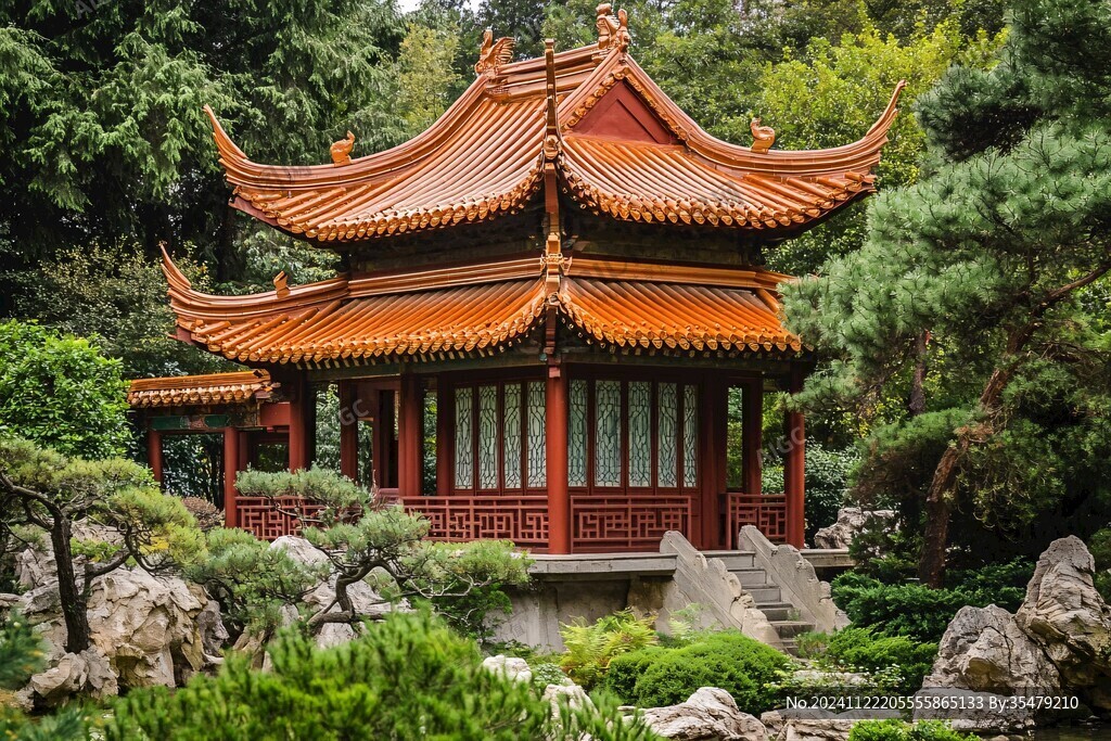 绿树红亭