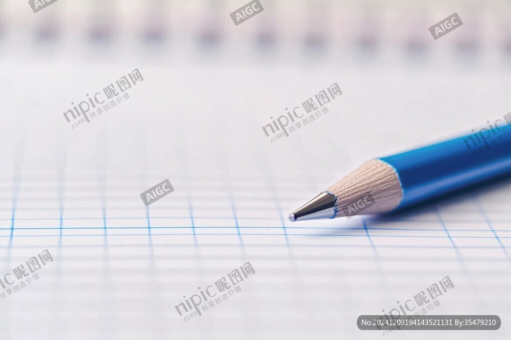 蓝色的钢笔