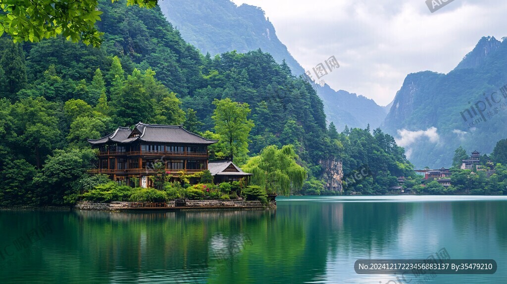 清江汛期风光