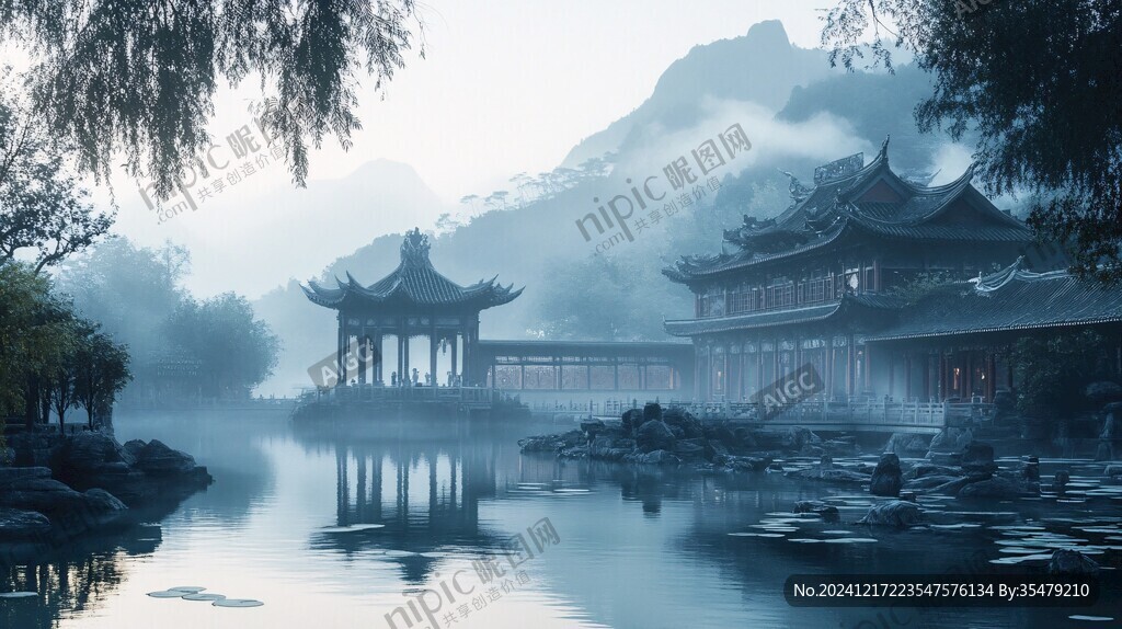 晨雾中的怀思亭