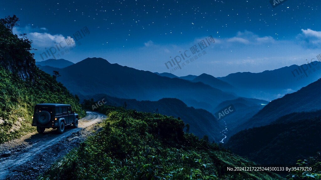 山岭夜色