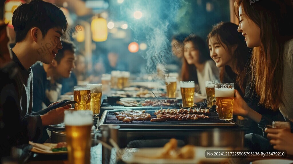 亲友聚会烤串烧烤美食
