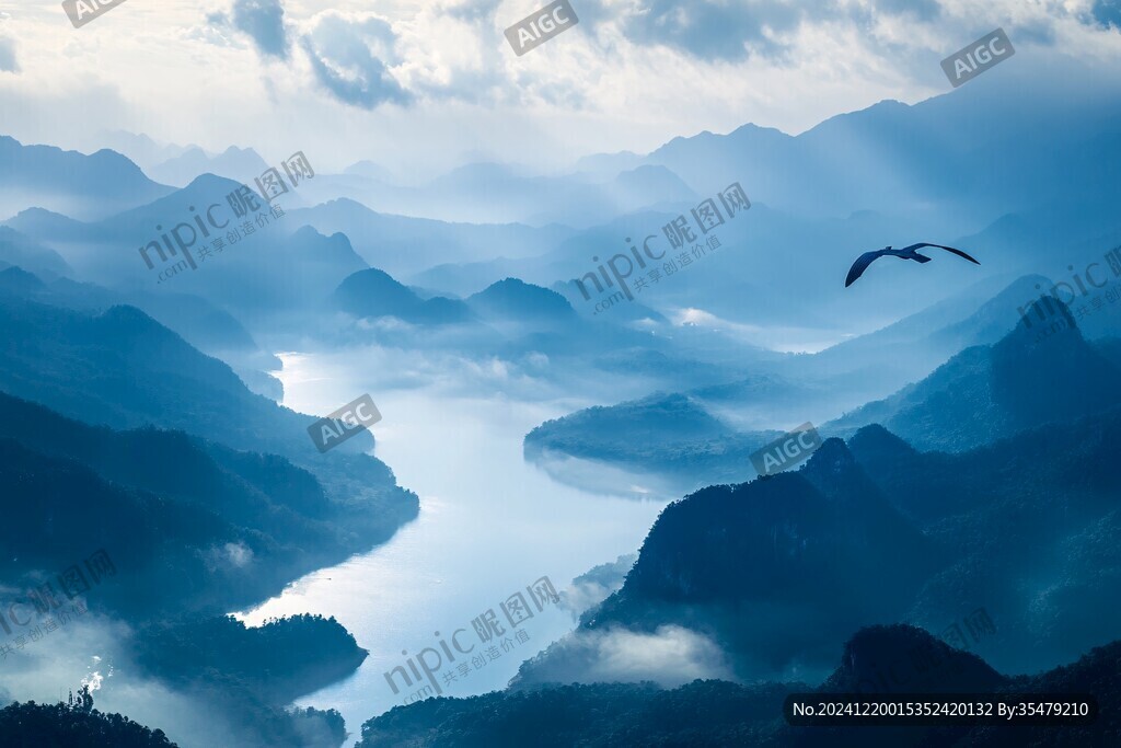 远山近水飞鸟