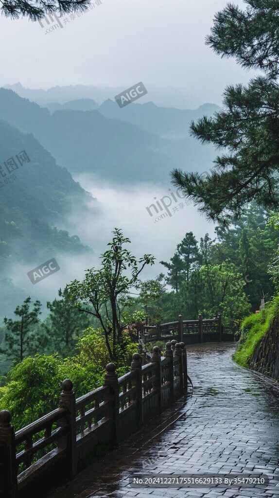 雨季神农架