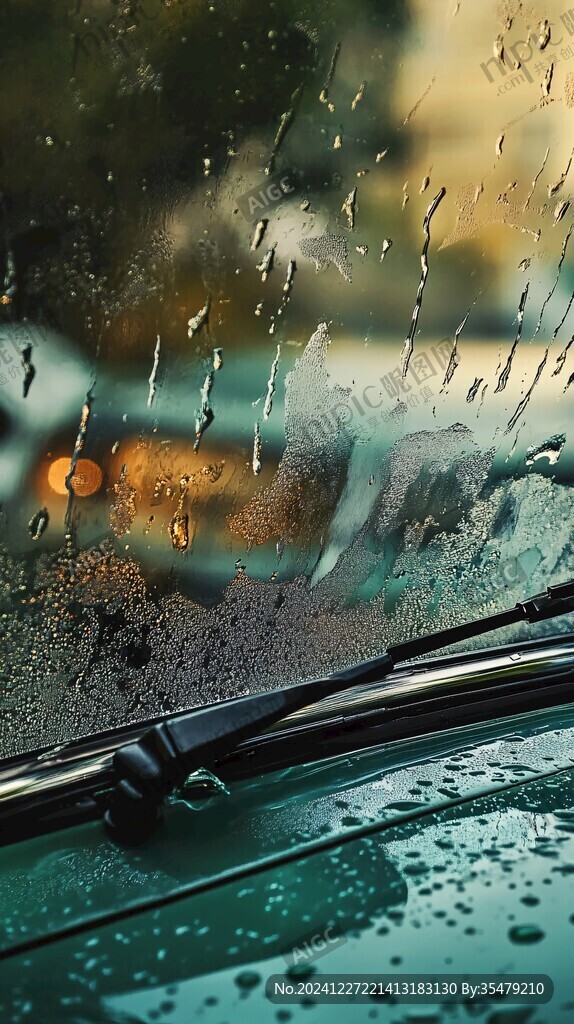 水滴车窗下雨雨滴
