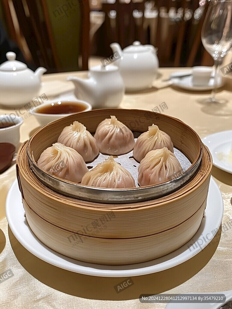 小笼蟹黄包