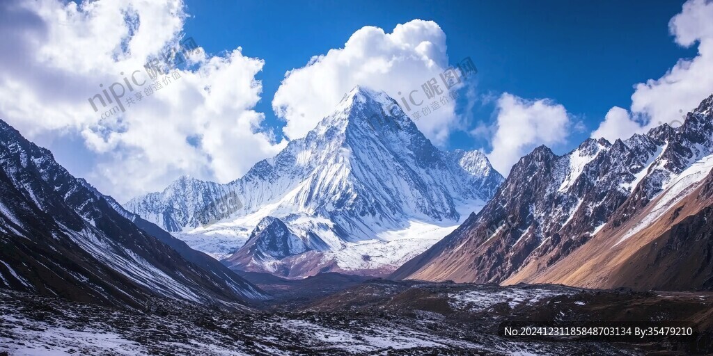 萨普神山全景图
