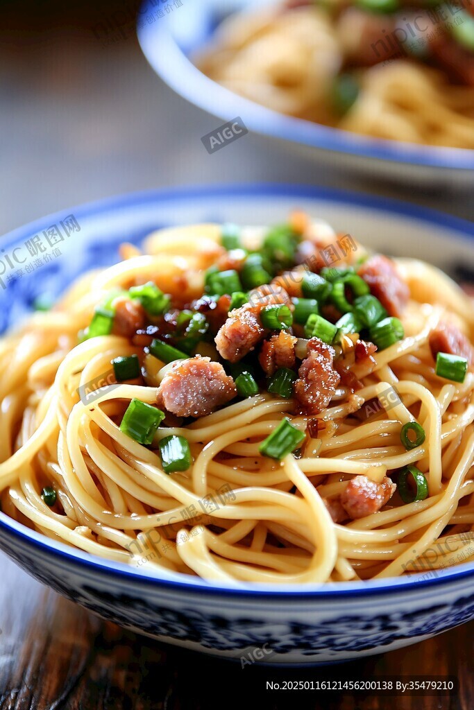 油泼肉丁干拌面