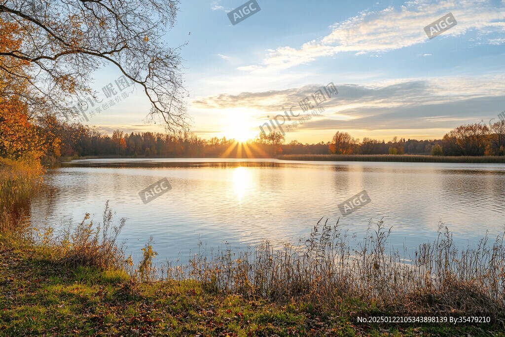 优美湖景秋景