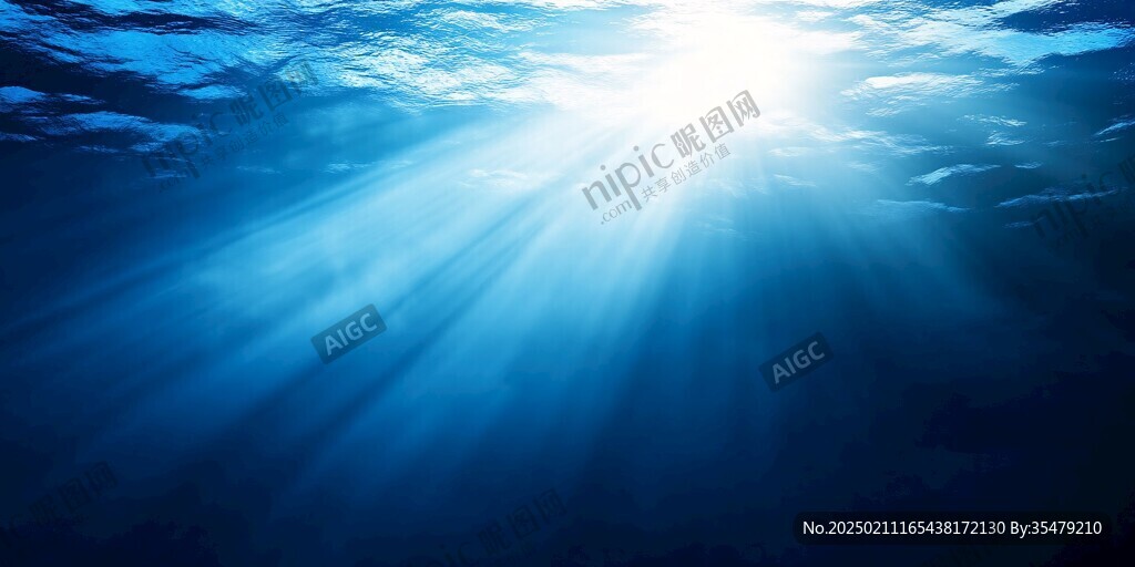 阳光透海底