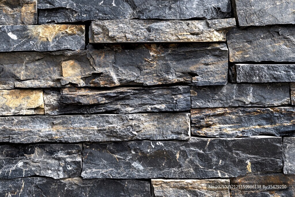 深蓝色拼接石片墙