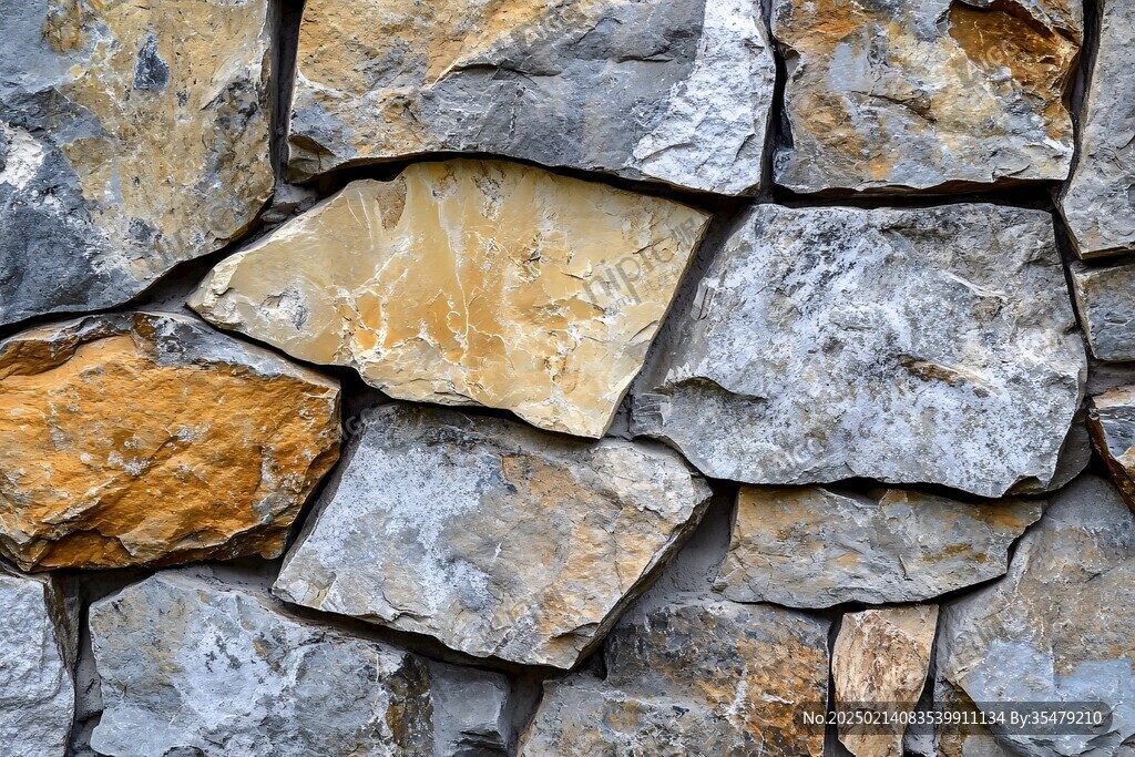 黄色石片装饰墙