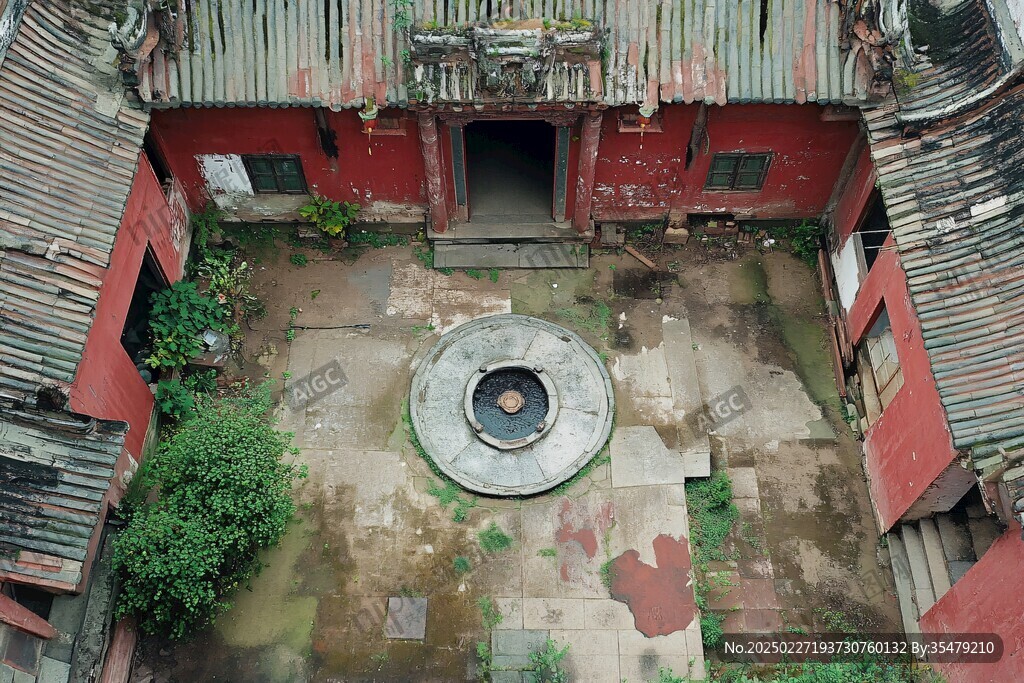 古老建筑的鸟瞰图