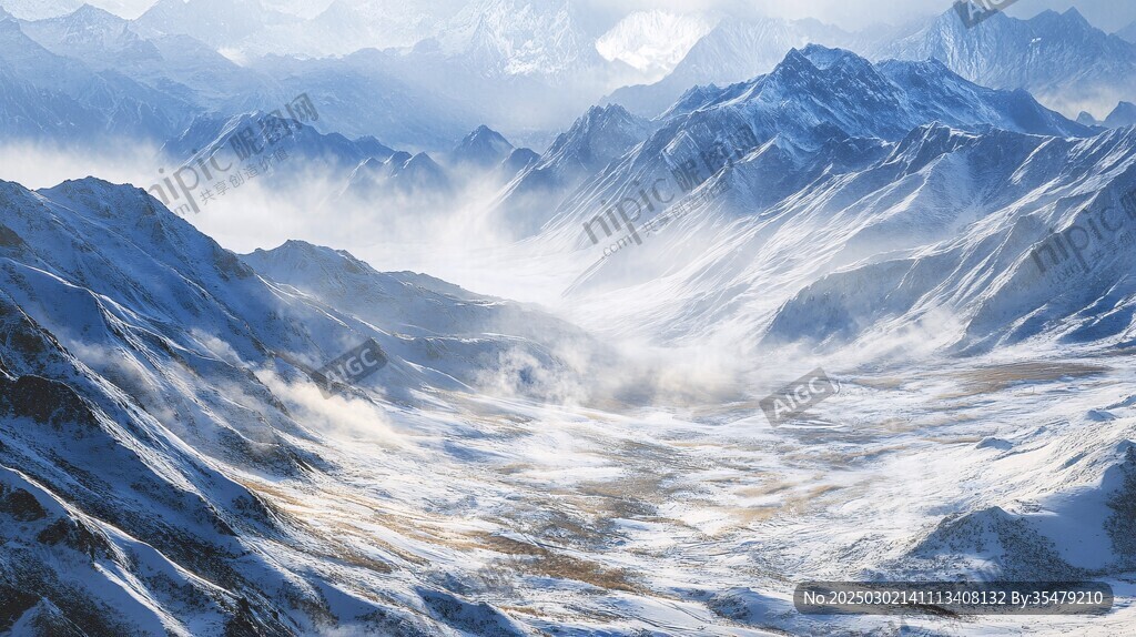 冰雪覆盖的山脉