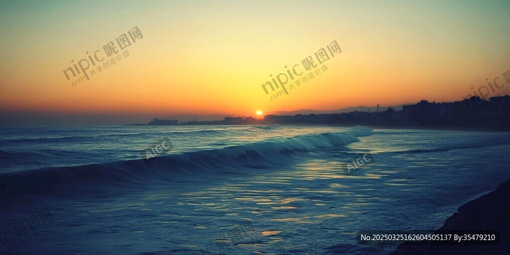 日落海滨 海浪轻涌美景