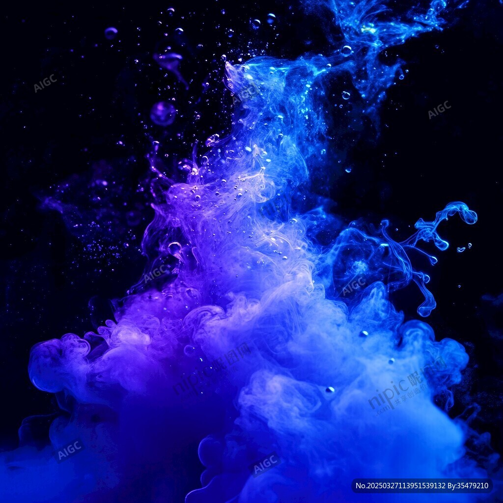 梦幻蓝紫墨水水中绽放