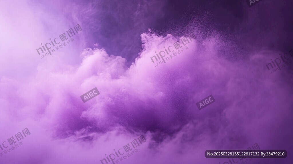梦幻紫色云朵景观